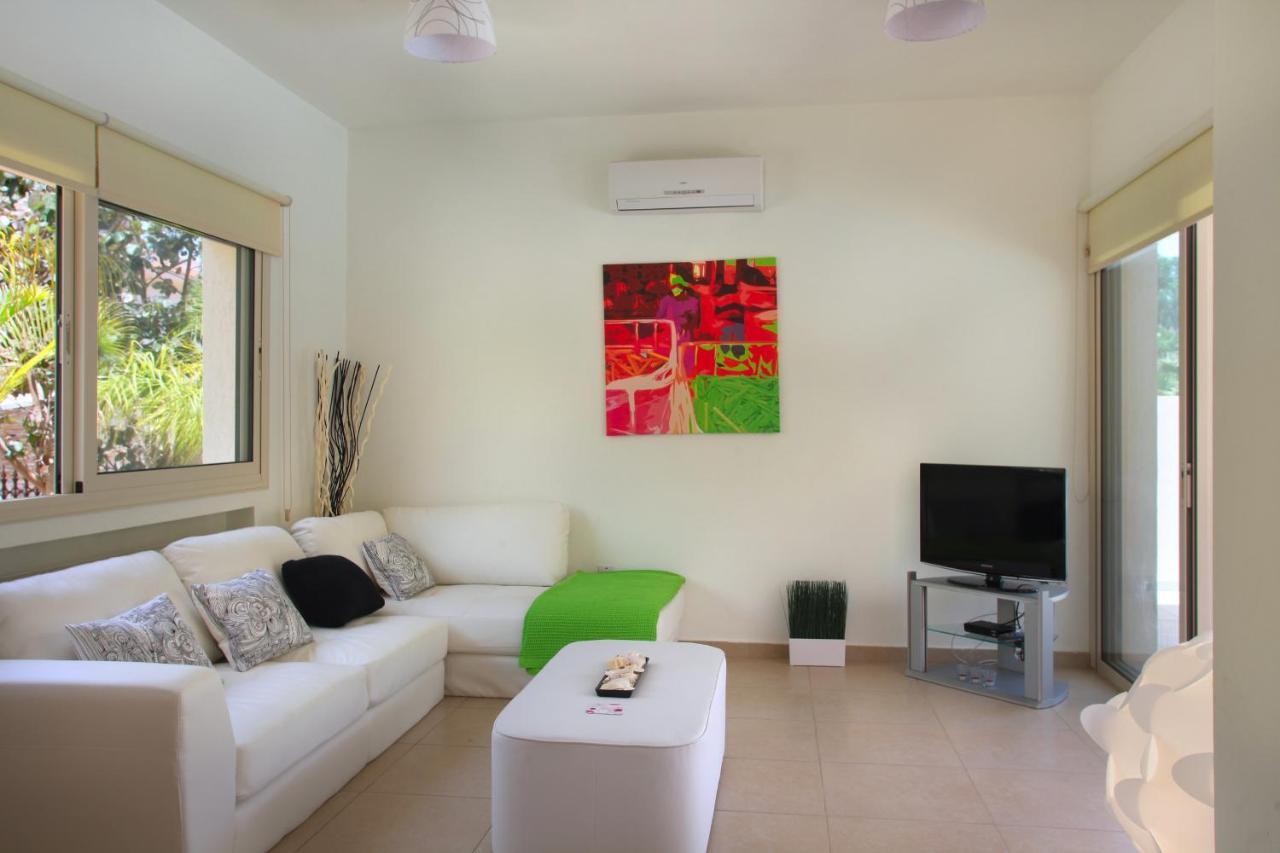 Protaras Villa Michelle 9 Exteriör bild